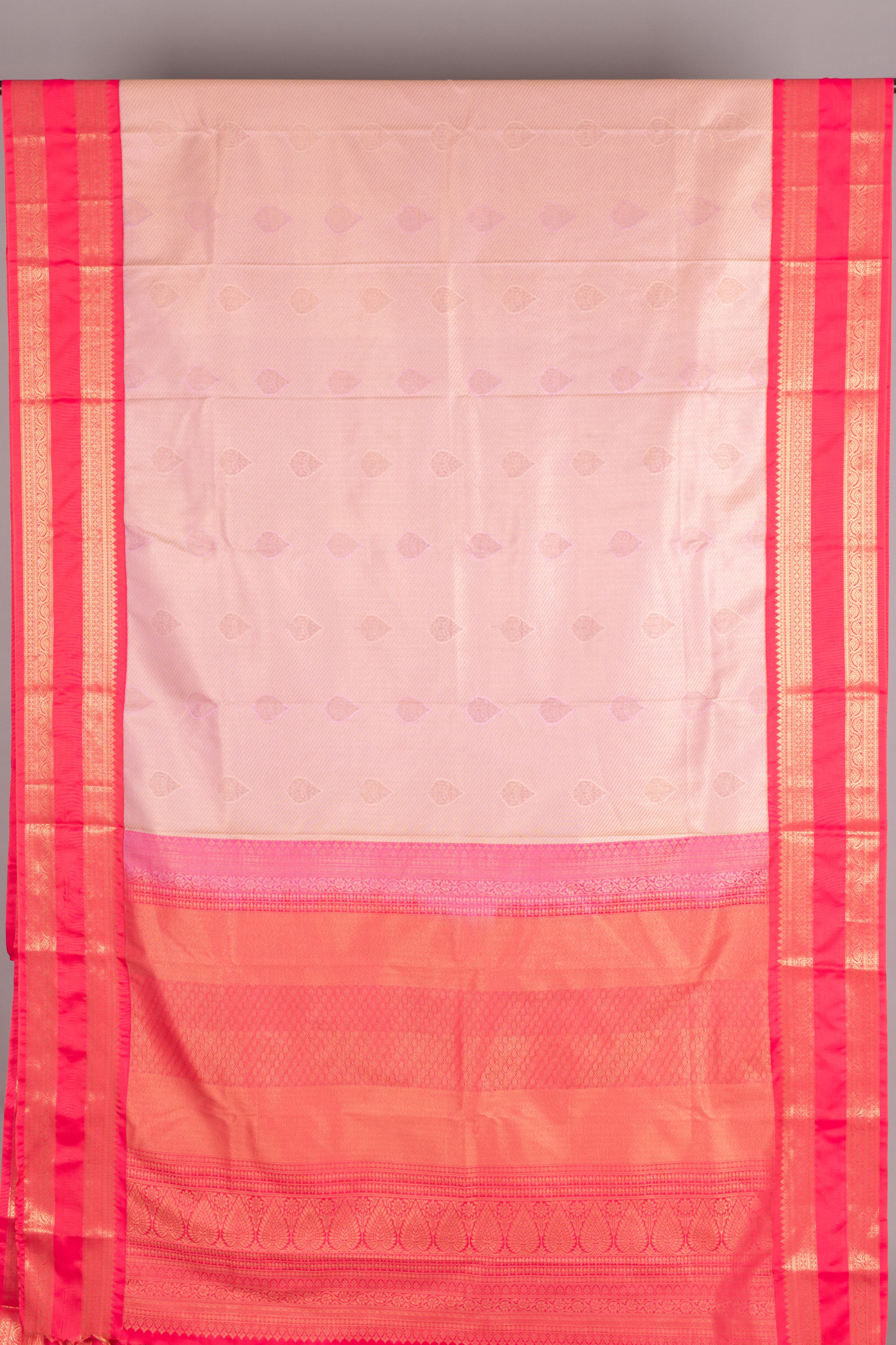 Shampoo pink soft silk saree