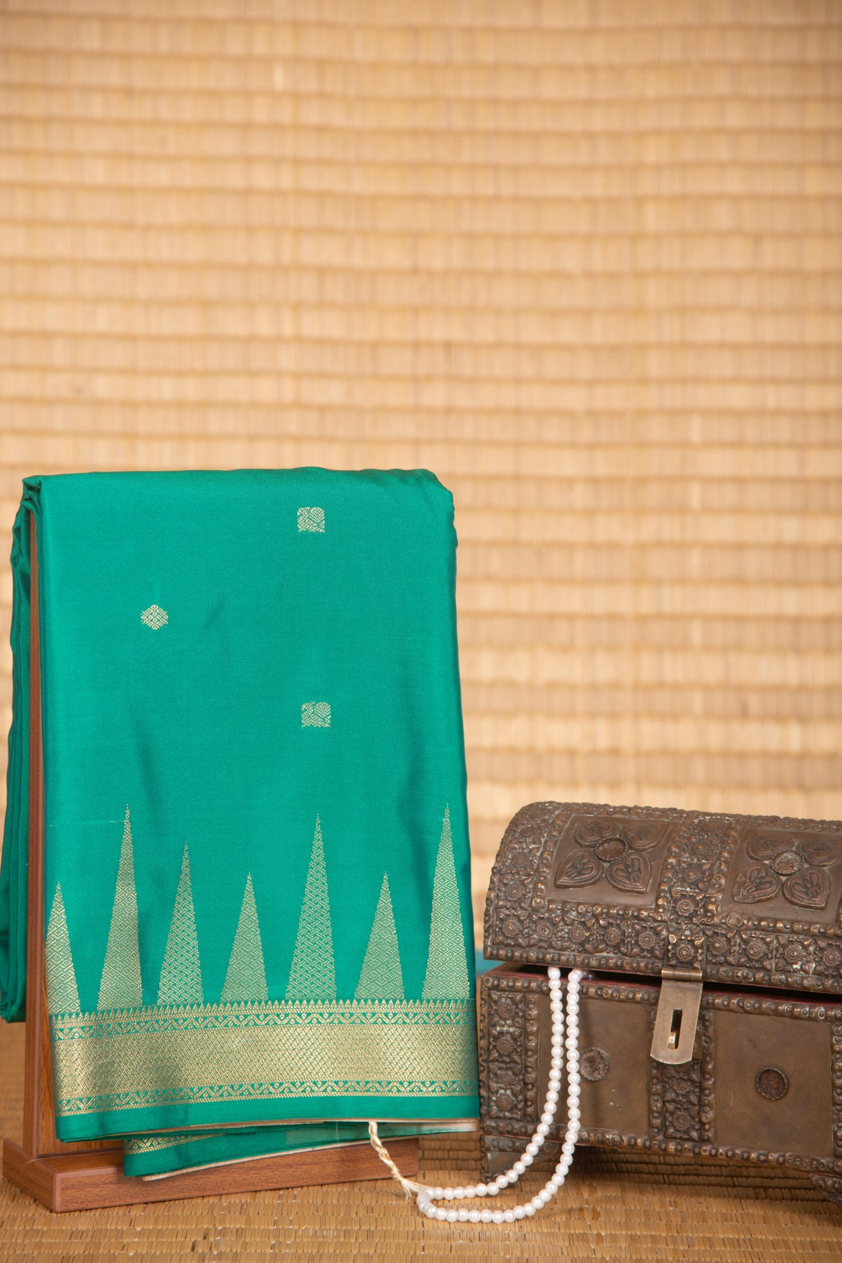 Jungle green temple border semi silk saree