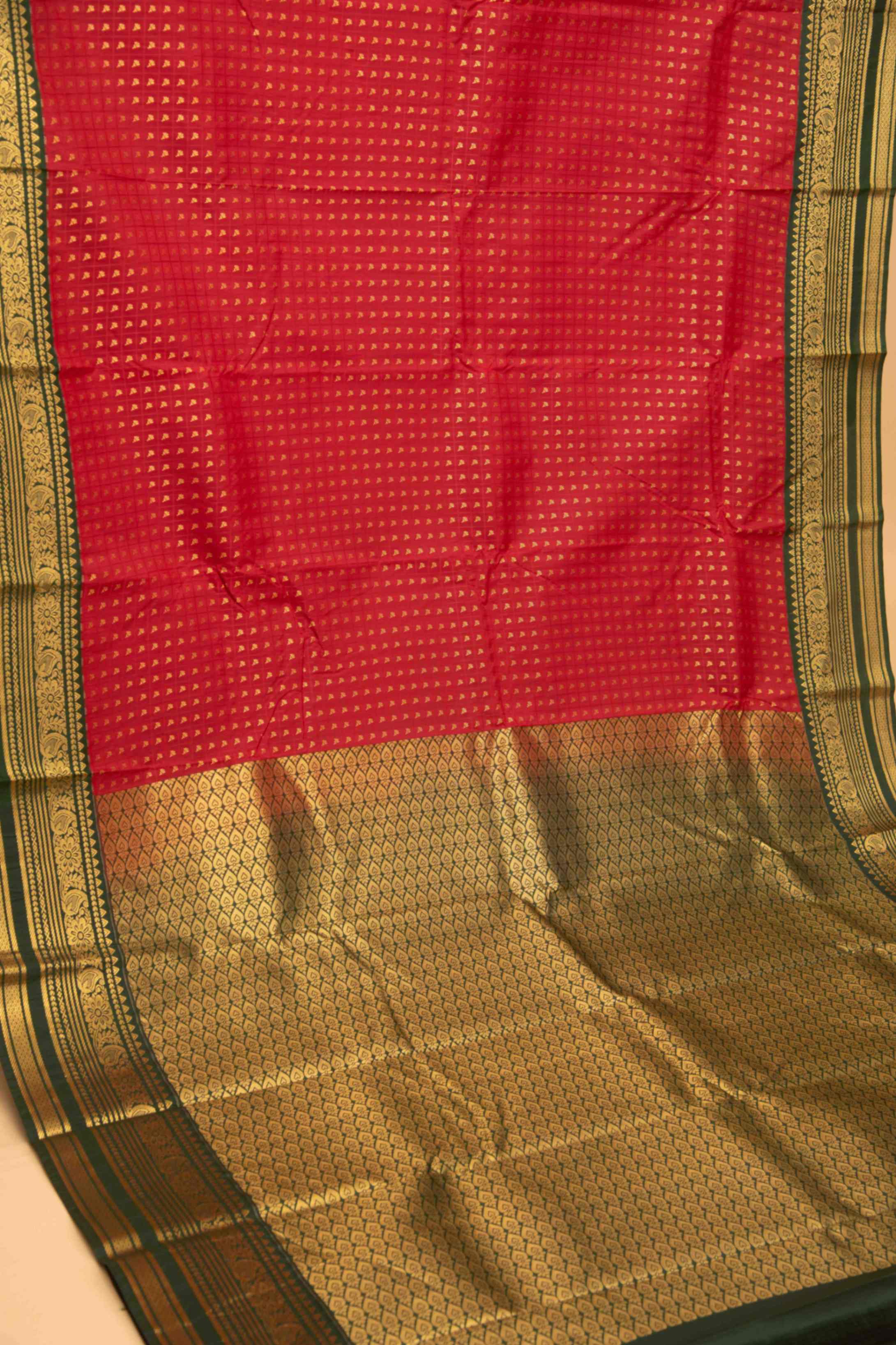 Red and green aayiram butta semi silk saree