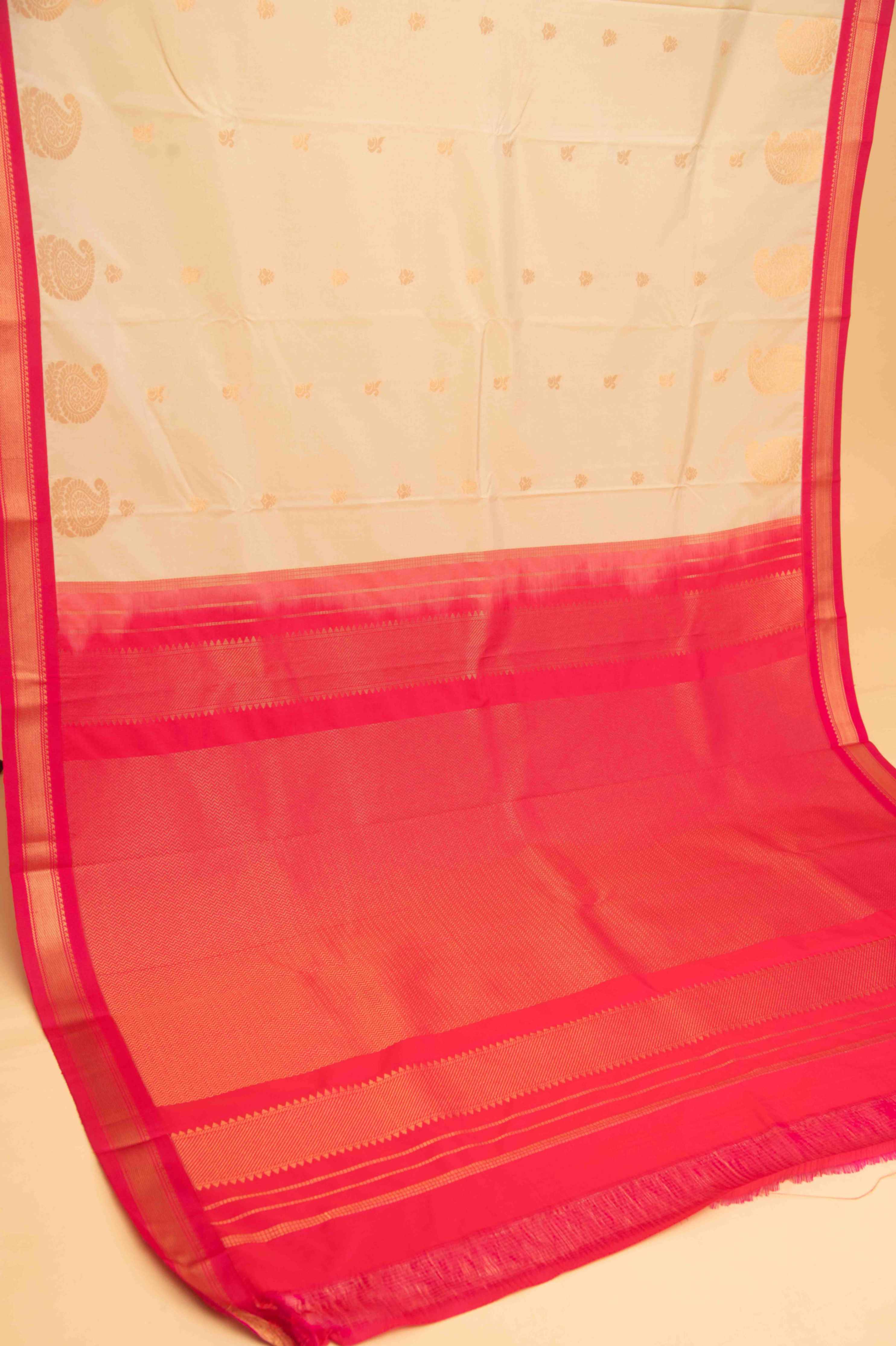 Offwhite and pink korvai semi silk saree