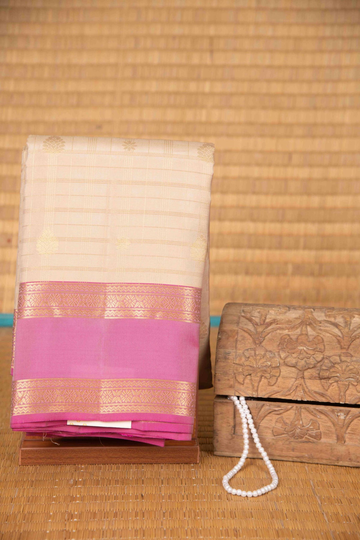 Offwhite and pink retta pettu pure touch silk saree
