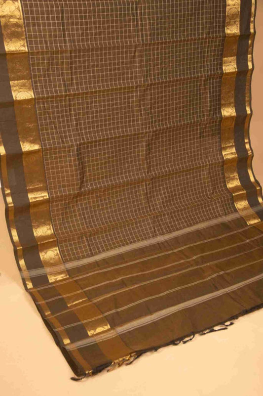 Brown muthu kattam kanchi cotton saree